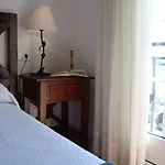 Πανσιόν Ribeira De Fefinanes 2*