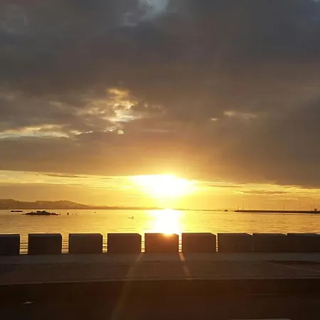 Ribeira De Fefiñanes Pensión